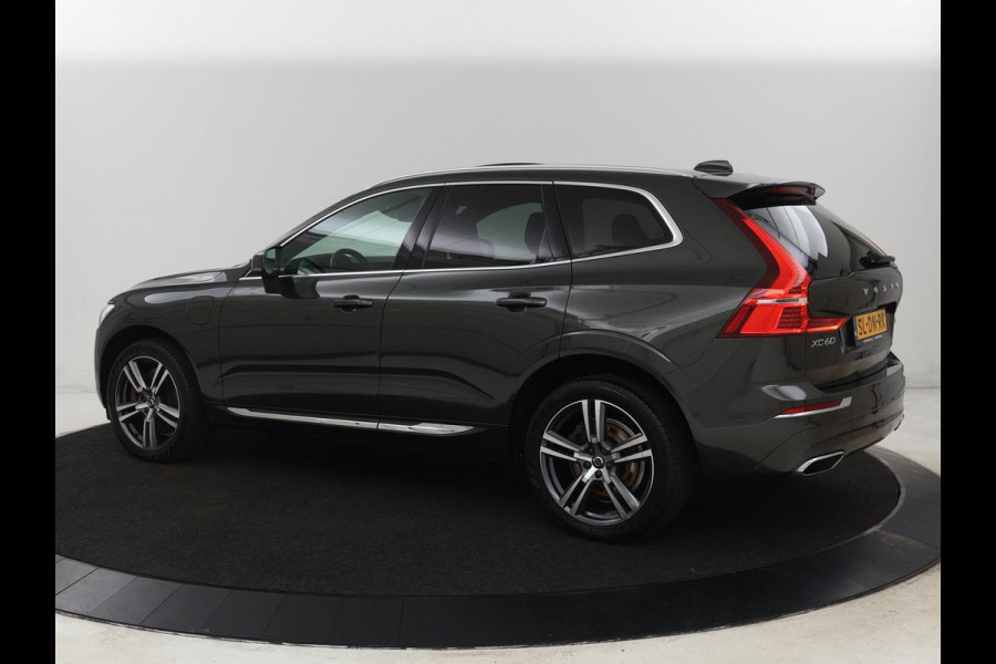 Volvo XC60 2.0 Recharge T6 AWD Inscription | Panoramadak | Trekhaak | Leder | Stoel & stuurverwarming | Adaptive cruise | Camera | Harman/Kardon | Navigatie | Memory | 20'' | Carplay | PHEV | Plug In