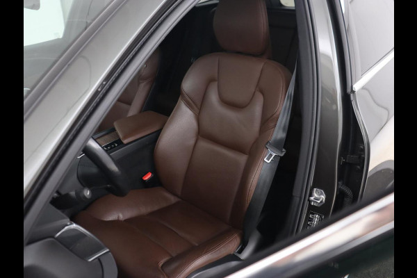 Volvo XC60 2.0 Recharge T6 AWD Inscription | Panoramadak | Trekhaak | Leder | Stoel & stuurverwarming | Adaptive cruise | Camera | Harman/Kardon | Navigatie | Memory | 20'' | Carplay | PHEV | Plug In