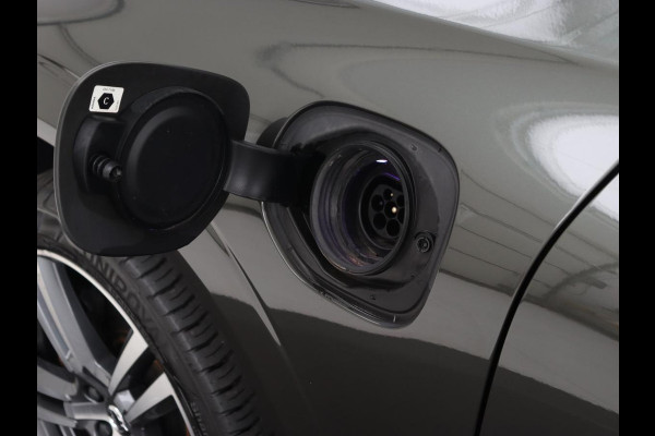 Volvo XC60 2.0 Recharge T6 AWD Inscription | Panoramadak | Trekhaak | Leder | Stoel & stuurverwarming | Adaptive cruise | Camera | Harman/Kardon | Navigatie | Memory | 20'' | Carplay | PHEV | Plug In