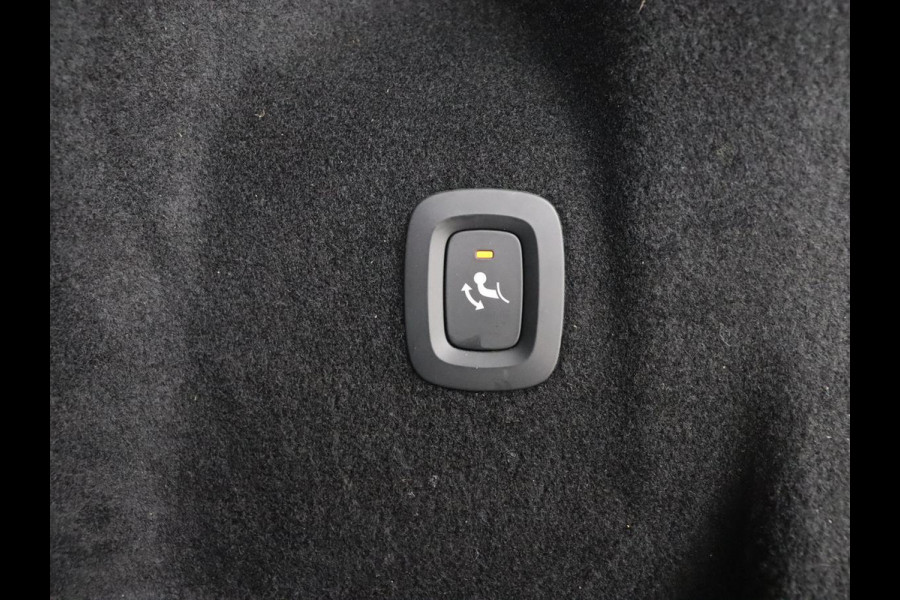 Volvo XC60 2.0 Recharge T6 AWD Inscription | Panoramadak | Trekhaak | Leder | Stoel & stuurverwarming | Adaptive cruise | Camera | Harman/Kardon | Navigatie | Memory | 20'' | Carplay | PHEV | Plug In