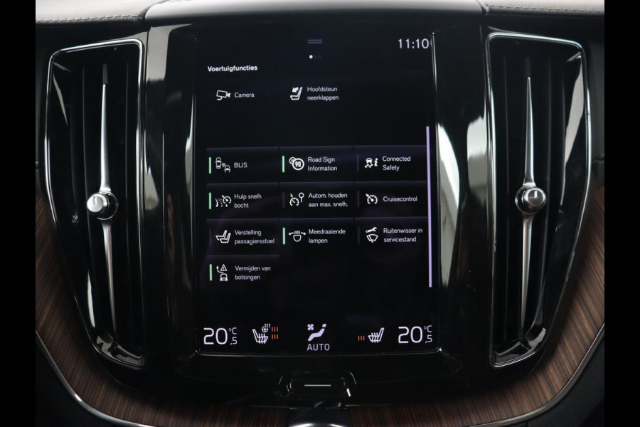 Volvo XC60 2.0 Recharge T6 AWD Inscription | Panoramadak | Trekhaak | Leder | Stoel & stuurverwarming | Adaptive cruise | Camera | Harman/Kardon | Navigatie | Memory | 20'' | Carplay | PHEV | Plug In