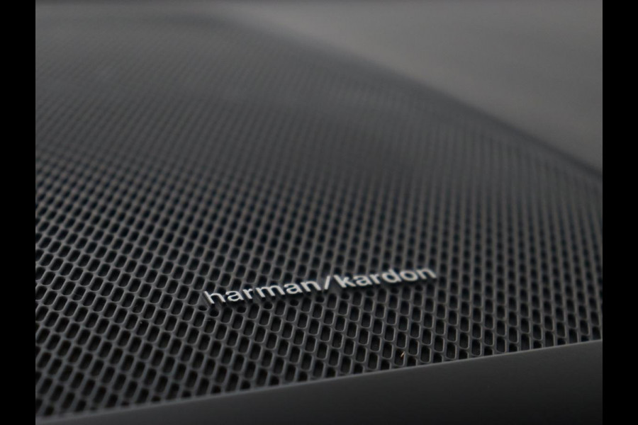 Volvo XC60 2.0 Recharge T6 AWD Inscription | Panoramadak | Trekhaak | Leder | Stoel & stuurverwarming | Adaptive cruise | Camera | Harman/Kardon | Navigatie | Memory | 20'' | Carplay | PHEV | Plug In