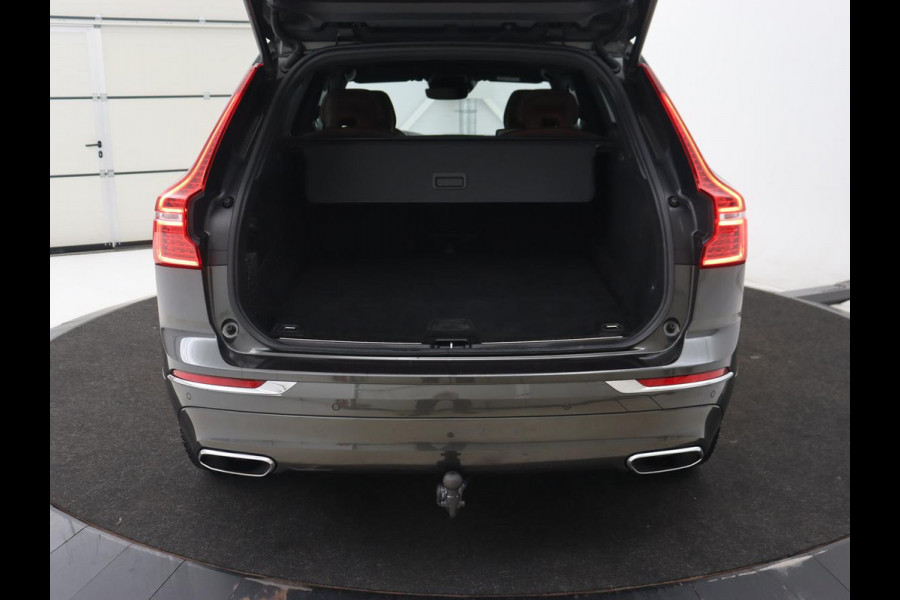 Volvo XC60 2.0 Recharge T6 AWD Inscription | Panoramadak | Trekhaak | Leder | Stoel & stuurverwarming | Adaptive cruise | Camera | Harman/Kardon | Navigatie | Memory | 20'' | Carplay | PHEV | Plug In