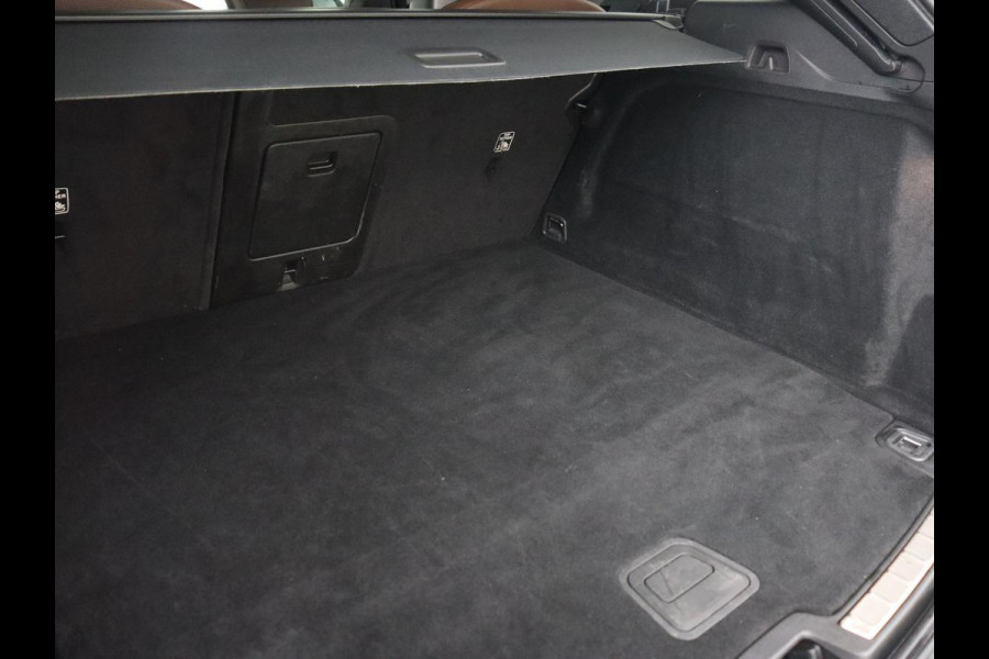 Volvo XC60 2.0 Recharge T6 AWD Inscription | Panoramadak | Trekhaak | Leder | Stoel & stuurverwarming | Adaptive cruise | Camera | Harman/Kardon | Navigatie | Memory | 20'' | Carplay | PHEV | Plug In