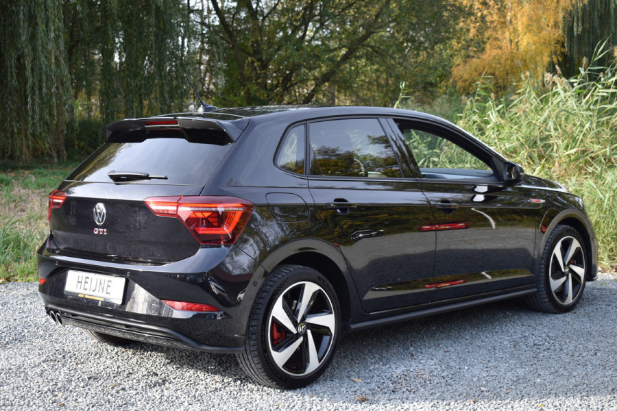 Volkswagen Polo GTI 2.0 TSI 200PK DSG GTI-SPORT IQ-LIGHT/PDC/CARPLAY