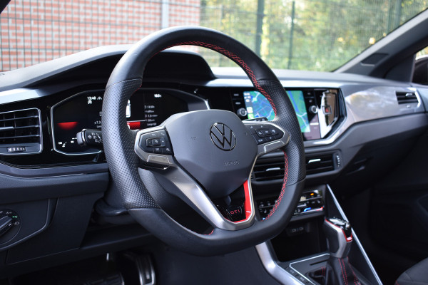 Volkswagen Polo GTI 2.0 TSI 200PK DSG GTI-SPORT IQ-LIGHT/PDC/CARPLAY