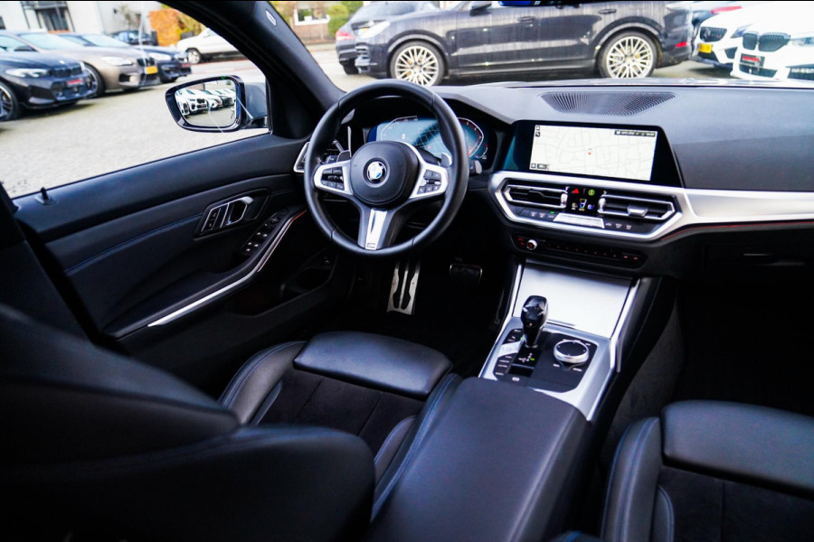 BMW 3 Serie Touring 318i Executive Edition | M Pakket | Elektrische achterklep