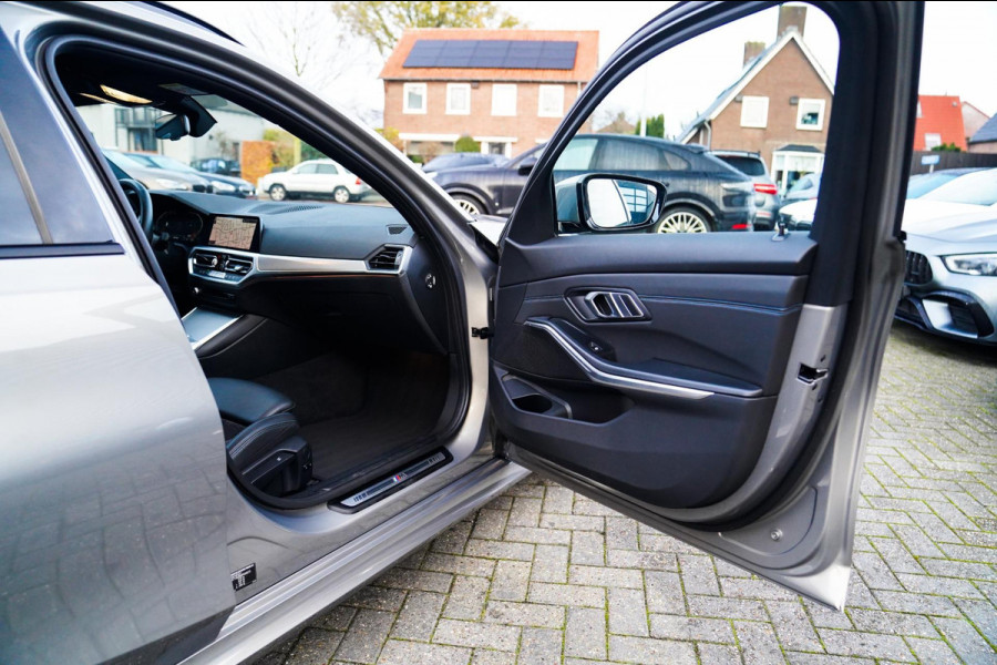 BMW 3 Serie Touring 318i Executive Edition | M Pakket | Elektrische achterklep