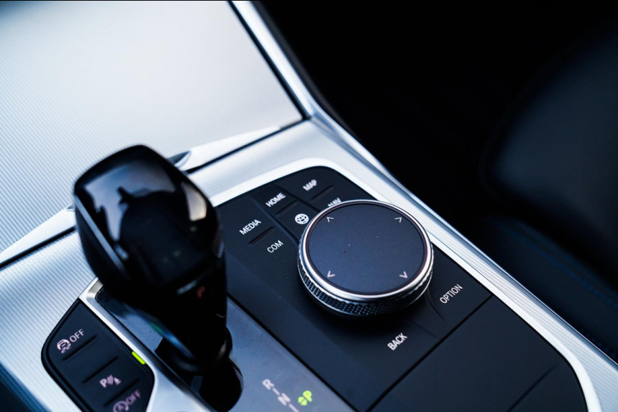 BMW 3 Serie Touring 318i Executive Edition | M Pakket | Elektrische achterklep