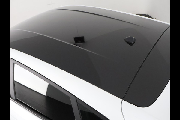 Ford Fiesta 1.1 Trend Sport | Navigatie | Apple Carplay & AndroidAUTO | Privacy Glass |