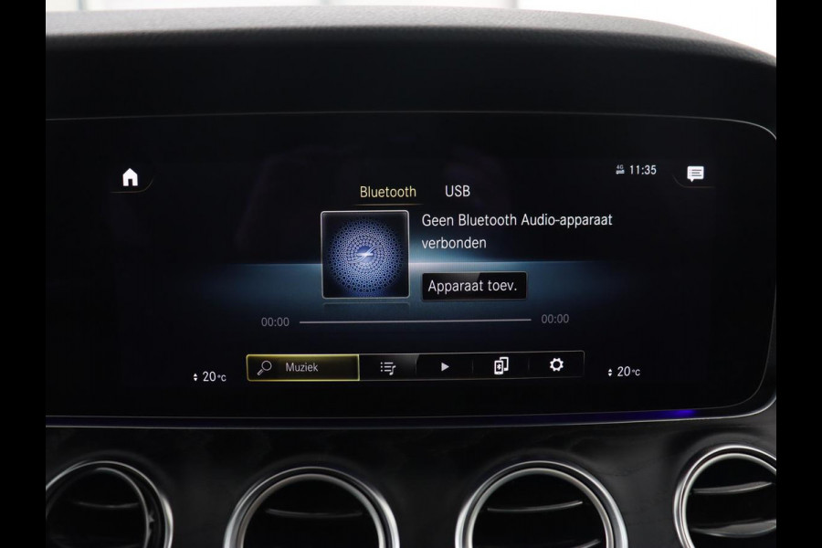 Mercedes-Benz E-Klasse 300e Avantgarde | Panoramadak | Adaptive cruise | Stoelverwarming | Carplay | Camera | Sfeerverlichting | Navigatie | Widescreen | Half leder | PHEV | Plug In