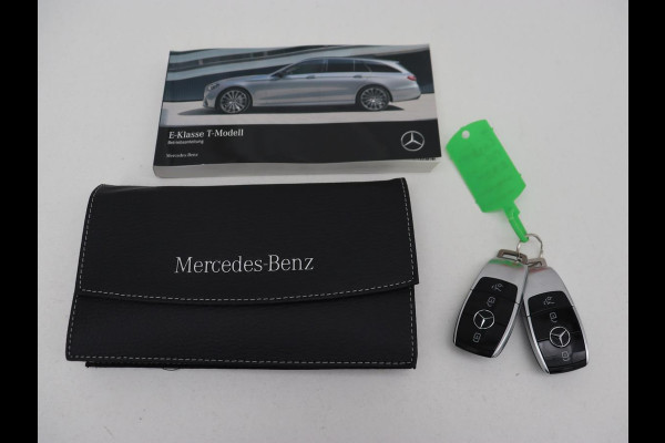 Mercedes-Benz E-Klasse 300e Avantgarde | Panoramadak | Adaptive cruise | Stoelverwarming | Carplay | Camera | Sfeerverlichting | Navigatie | Widescreen | Half leder | PHEV | Plug In