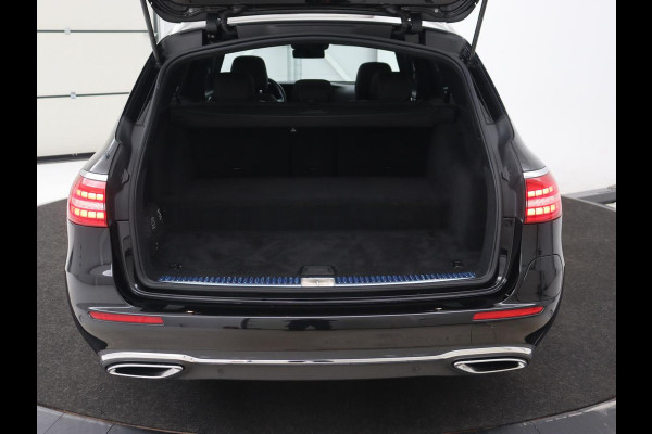 Mercedes-Benz E-Klasse 300e Avantgarde | Panoramadak | Adaptive cruise | Stoelverwarming | Carplay | Camera | Sfeerverlichting | Navigatie | Widescreen | Half leder | PHEV | Plug In