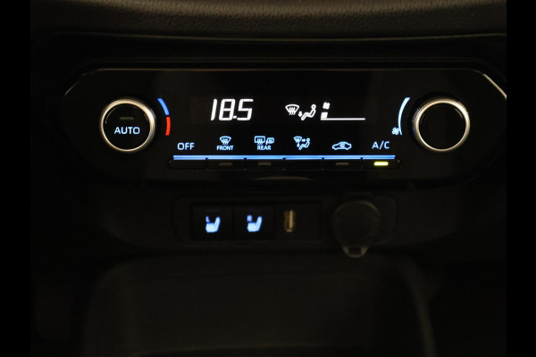 Toyota Aygo X 1.0 VVT-i MT First | Stoelverwarming | Apple Carplay & AndroidAUTO | Climate Control |