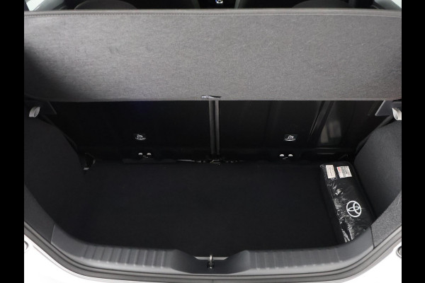 Toyota Aygo X 1.0 VVT-i MT First | Stoelverwarming | Apple Carplay & AndroidAUTO | Climate Control |