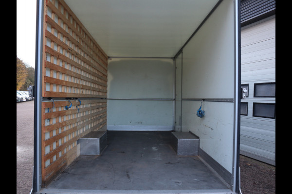 Peugeot Boxer 2.2 BlueHDi 141pk Euro 6 Bakwagen 4,5m - Navi - Camera - Cruise