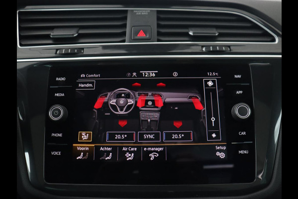 Volkswagen Tiguan 1.4 eHybrid R Line | Panoramadak | Trekhaak | Stoelverwarming | Camera | 20'' | Park Assist | Carplay | Matrix LED | Stuurverwarming | Adaptive cruise | Navigatie | PHEV | Plug In