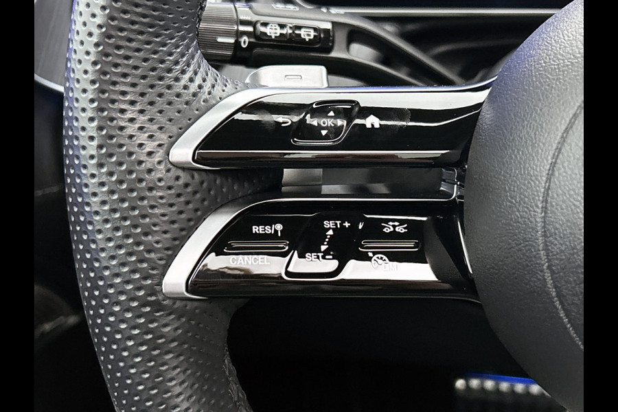 Mercedes-Benz EQE SUV 350+ AMG Line 91 kWh 22 inch. Lichtmetalen velgen | Panoramadak | Navigatie | Parking support met camera | Inclusief 48 maanden MB Certified garantie voor Europa.