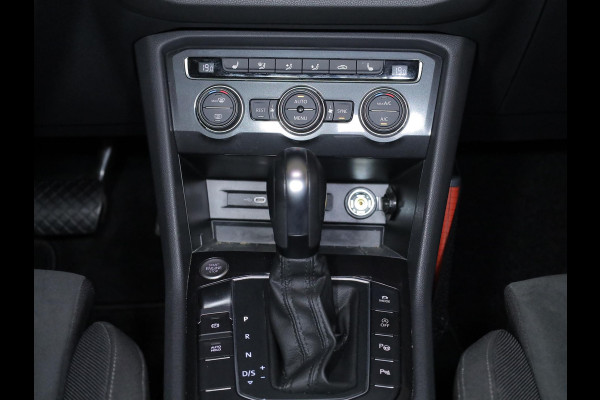 Volkswagen Tiguan Allspace 1.5 TSI Highline Business R 7p. 150pk DSG| Pano-dak| 20'LM-velgen|