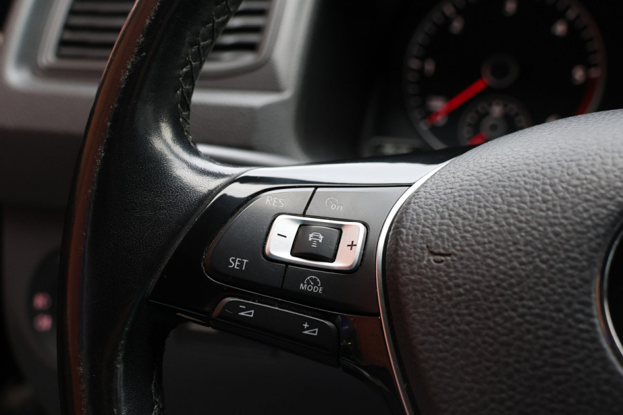 Volkswagen Caddy 2.0 TDI 185 PK | Bi-Xenon | ACC | CarPlay | Navigatie | PDC | MF Stuur | Trekhaak | Nieuwe APK | Alarm | Schroefset | Spoilerkit | Dealer onderhouden