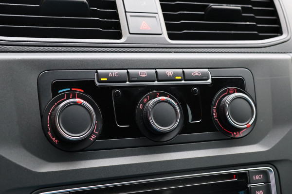 Volkswagen Caddy 2.0 TDI 185 PK | Bi-Xenon | ACC | CarPlay | Navigatie | PDC | MF Stuur | Trekhaak | Nieuwe APK | Alarm | Schroefset | Spoilerkit | Dealer onderhouden