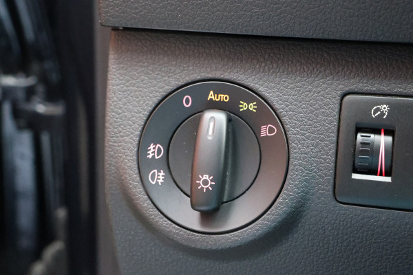 Volkswagen Caddy 2.0 TDI 185 PK | Bi-Xenon | ACC | CarPlay | Navigatie | PDC | MF Stuur | Trekhaak | Nieuwe APK | Alarm | Schroefset | Spoilerkit | Dealer onderhouden