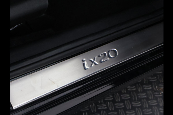 Hyundai ix20 1.4i Go! | Navigatie | Airco | Trekhaak |