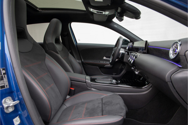 Mercedes-Benz A-Klasse 250 e AMG Premium, Pano, Head-up, Memory, Nightpack, 19"