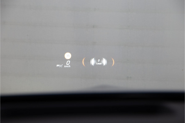 Mercedes-Benz A-Klasse 250 e AMG Premium, Pano, Head-up, Memory, Nightpack, 19"