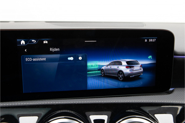 Mercedes-Benz A-Klasse 250 e AMG Premium, Pano, Head-up, Memory, Nightpack, 19"