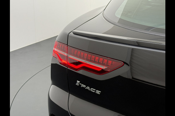 Jaguar I-PACE EV320 SE 90kWh 3Fase ! SOH 95,5% AWD Leer Pano-dak Meridian™ Hifi Memory Navi Ecc 3D-Surround Camera Cruise Control Business Pac Apple Carplay Android Auto Stoel+Stuur+Voorruitverwarming Led Origineel Nederlandse Auto Nieuwprijs €76.050,- Deze kan thuis wél met 11kw/uur laden