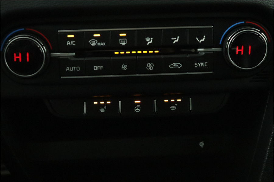 Kia ProCeed 1.5 T-GDi GT-PlusLine Airco - Apple Carplay/Android Auto - Cruise Control - Dodehoekdetectie -  Navigatie - Stuur/Stoel Verwarming - Fabrieksgarantie tot 06-2031