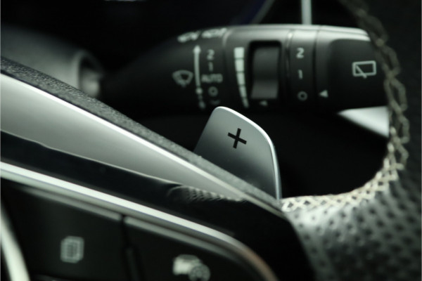 Kia ProCeed 1.5 T-GDi GT-PlusLine Airco - Apple Carplay/Android Auto - Cruise Control - Dodehoekdetectie -  Navigatie - Stuur/Stoel Verwarming - Fabrieksgarantie tot 06-2031