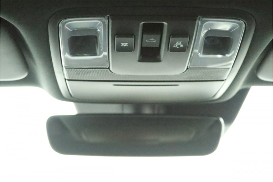 Kia ProCeed 1.5 T-GDi GT-PlusLine Airco - Apple Carplay/Android Auto - Cruise Control - Dodehoekdetectie -  Navigatie - Stuur/Stoel Verwarming - Fabrieksgarantie tot 06-2031