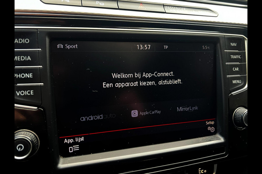 Volkswagen Passat Variant 1.4 TSI GTE Panorama_Camera_Parkeer assist_alkantara