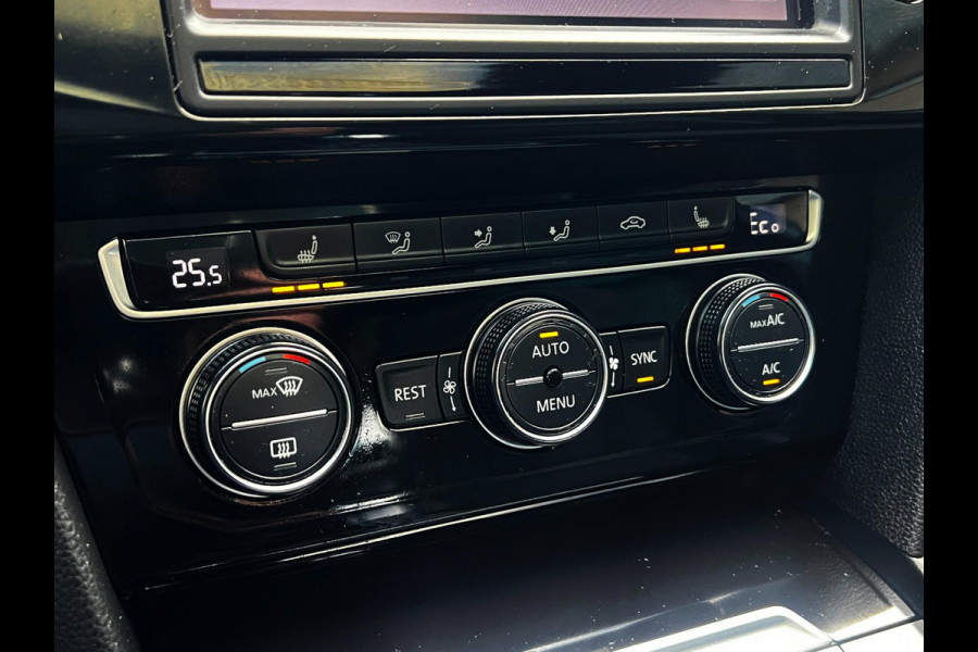 Volkswagen Passat Variant 1.4 TSI GTE Panorama_Camera_Parkeer assist_alkantara