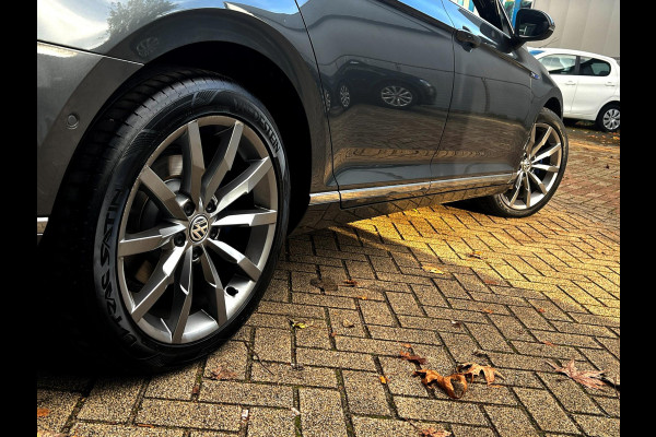 Volkswagen Passat Variant 1.4 TSI GTE Panorama_Camera_Parkeer assist_alkantara