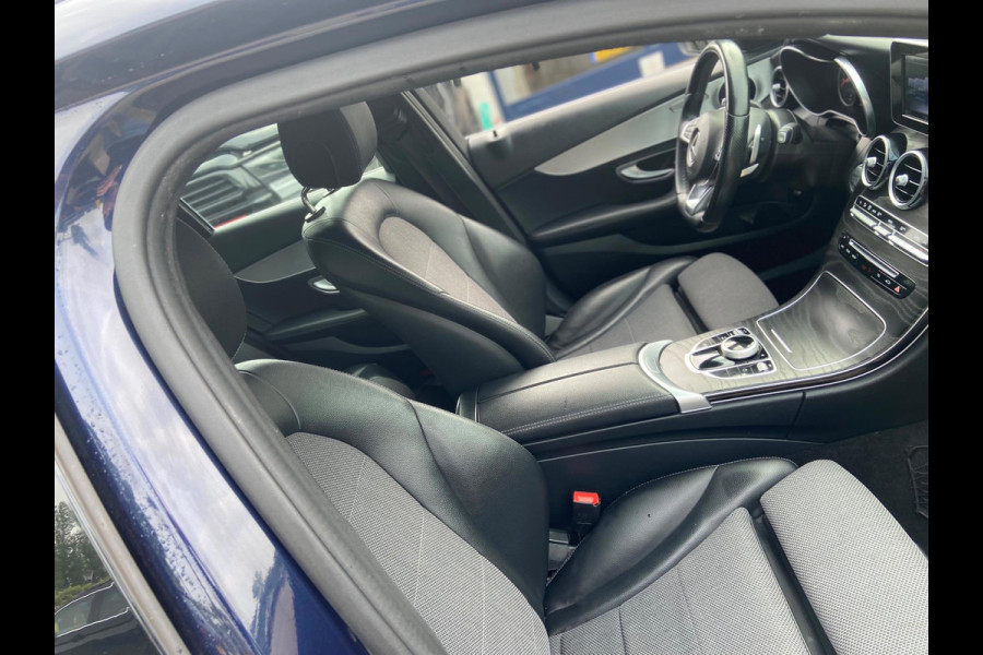 Mercedes-Benz C-Klasse Estate 180CDI AUT9/NAVI/CRUIS/AMG-STYLE/LANE/CAMERA