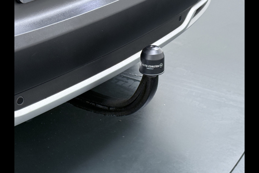 Opel Grandland X T131pk Navi Trekhaak Executive Dual-Ecc Apple Carplay Android PDC-a+v Park-Assist Distr.-Riem bij 61.000km vervangen Chroompakket Priv.Glass Volledig dealer onderhouden, laatste beurt bij 61.000km 1400kg trekvermogen.  EURO6