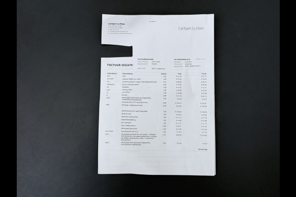 Opel Grandland X T131pk Navi Trekhaak Executive Dual-Ecc Apple Carplay Android PDC-a+v Park-Assist Distr.-Riem bij 61.000km vervangen Chroompakket Priv.Glass Volledig dealer onderhouden, laatste beurt bij 61.000km 1400kg trekvermogen.  EURO6