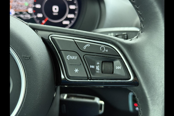 Audi Q2 35 TFSI S Edition AUT.| DIG. DASH| STOELVERWARMING| LEER| ELEKTRISCHE ACHTERKLEP| TREKHAAK|