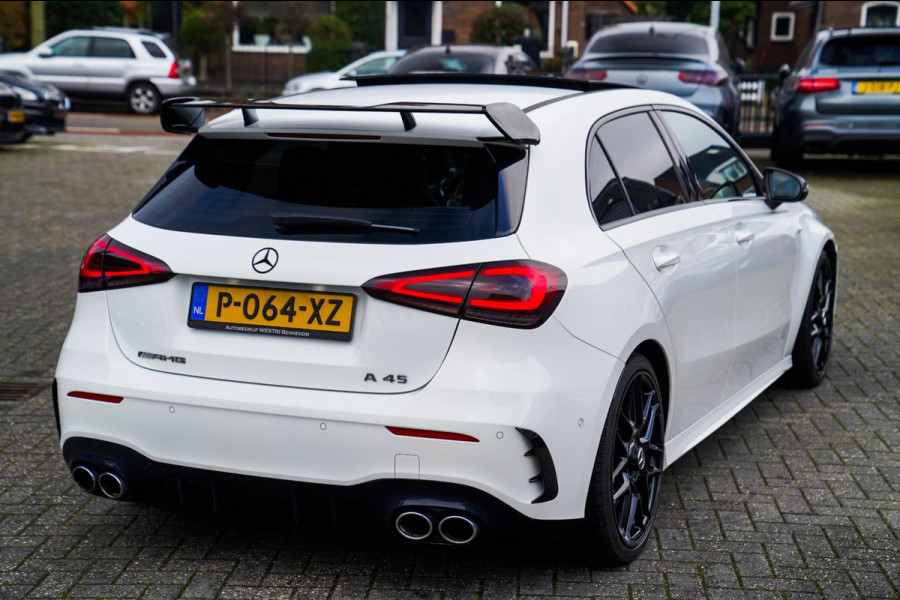 Mercedes-Benz A-Klasse AMG 45 4MATIC+ Premium Plus | Panorama | Sterrenhemel | Sport uitlaat | Burmester | Luxe leder/Alcantara |