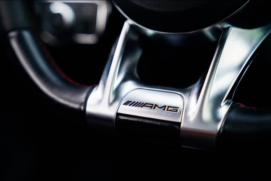 Mercedes-Benz A-Klasse AMG 45 4MATIC+ Premium Plus | Panorama | Sterrenhemel | Sport uitlaat | Burmester | Luxe leder/Alcantara |