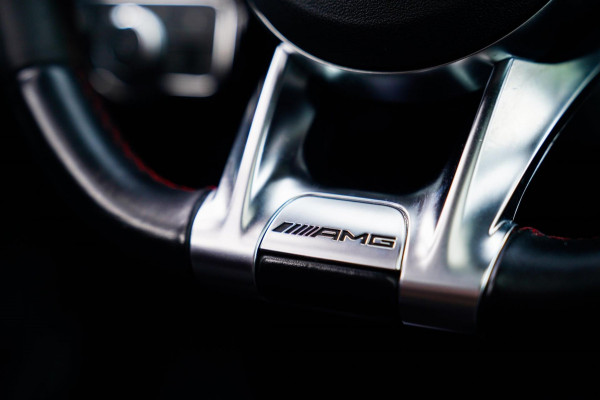 Mercedes-Benz A-Klasse AMG 45 4MATIC+ Premium Plus | Panorama | Sterrenhemel | Sport uitlaat | Burmester | Luxe leder/Alcantara |