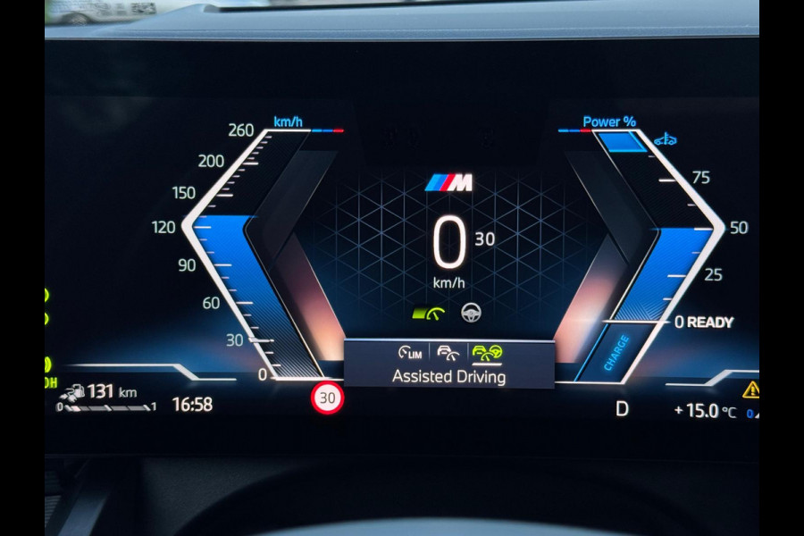 BMW 5 Serie 530e M sport pakket, panoramadak, 21 inch, dashboardcamera, brooklyn grey, afneembare trekhaak