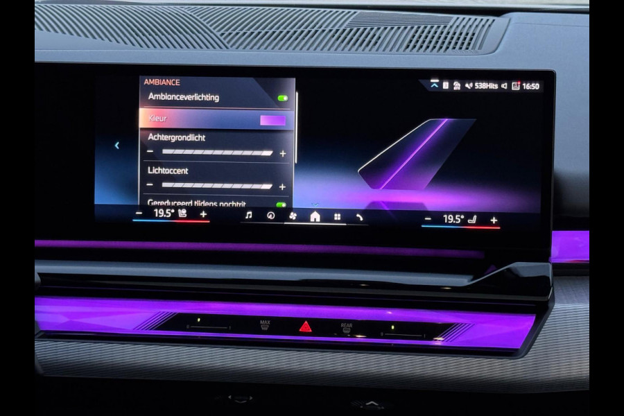 BMW 5 Serie 530e M sport pakket, panoramadak, 21 inch, dashboardcamera, brooklyn grey, afneembare trekhaak