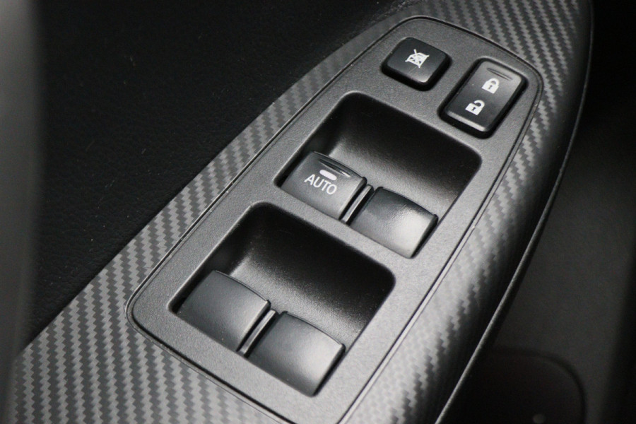 Mitsubishi Eclipse Cross 1.5 DI-T First Edition 360° Camera, Head-Up, Apple Carplay, LED, Keyless, PDC