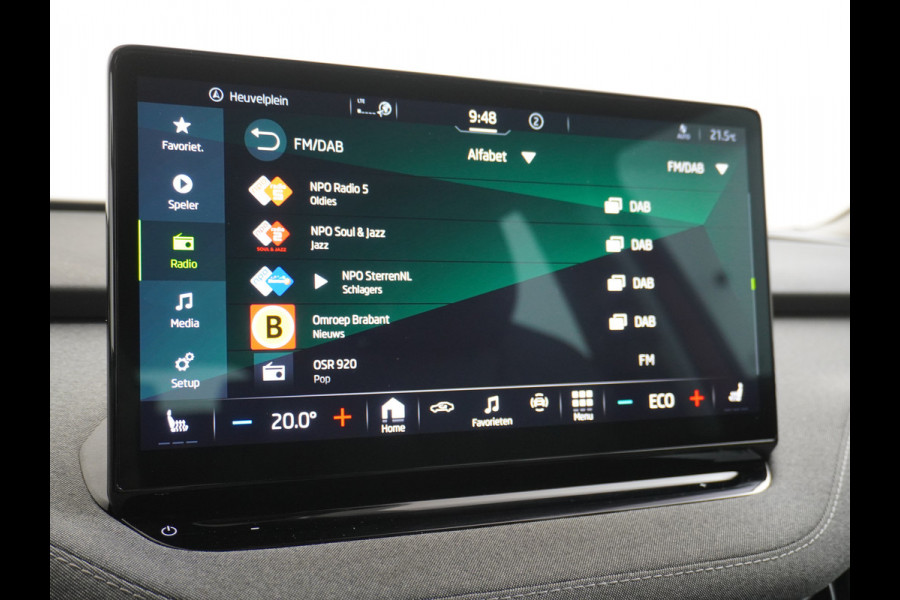 Škoda ENYAQ iV 60 180pk Apple Carplay Android Trekh. Camera Navi Led Lmv 19" PDC 3-zone-Ecc Cruise Control Stoel+Bank-Verwarmd Keyless Rijstrooksensor Virtual Cockpit Bluetooth Park-assist memory Connected services 1e Eigenaar Nieuwprijs €48.450,- Trekgewicht 1.000kg Accu-Garantie tot 13-02-2031 /160.000km