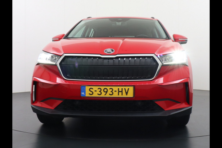 Škoda ENYAQ iV 60 180pk Apple Carplay Android Trekh. Camera Navi Led Lmv 19" PDC 3-zone-Ecc Cruise Control Stoel+Bank-Verwarmd Keyless Rijstrooksensor Virtual Cockpit Bluetooth Park-assist memory Connected services 1e Eigenaar Nieuwprijs €48.450,- Trekgewicht 1.000kg Accu-Garantie tot 13-02-2031 /160.000km