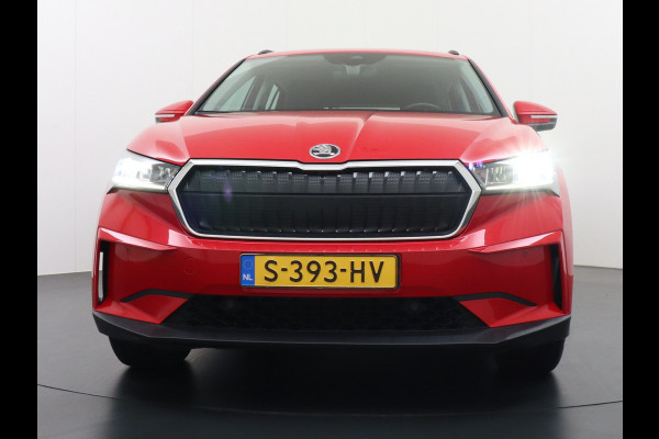 Škoda ENYAQ iV 60 180pk Apple Carplay Android Trekh. Camera Navi Led Lmv 19" PDC 3-zone-Ecc Cruise Control Stoel+Bank-Verwarmd Keyless Rijstrooksensor Virtual Cockpit Bluetooth Park-assist memory Connected services 1e Eigenaar Nieuwprijs €48.450,- Trekgewicht 1.000kg Accu-Garantie tot 13-02-2031 /160.000km